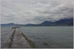 Blick vom Kanalende des Grand-Canal auf die Riviera am Genfersee.