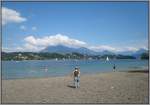 Ein kleiner Badestrand am Vierwaldstttersee bei Luzern.