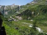 Von Gletsch gehts wieder ber den Furkapass nach Realp. DFB-Dampfbahn Furka-Bergstrecke. 22. Juni 2003