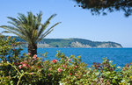 Blick aud das Adriatische Meer vom Park pri Svetilniku in Izola.