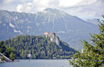 Die Berge Bleder See (slowenisch: Blejsko jezero) in Slowenien.