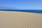 Sanddünen in Parque Natural de Corralejo auf der Insel Fuerteventura in Spanien. Aufnahme: 18. Oktober 2017.