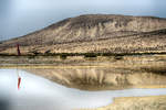 Spiegelung in der Lagune südlich von Costa Calma auf der Insel Fuerteventura in Spanien.