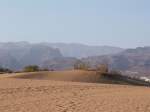 Blick ber die Dnen von Maspalomas in Richtung Landesinnere von Gran Canaria.