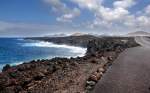 Die Westküste von Lanzarote und die Landesstraße LZ-703. Aufnahme: April: 2011.