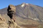 Roque Cinchado und Teide (3718 Meter) - Teneriffa. Aufnahme: Oktober 2008.