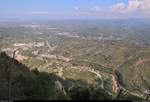 Blick vom Kloster Montserrat (E) auf das hügelige Hinterland von Barcelona.
[19.9.2018 | 13:08 Uhr]