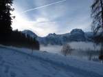 Im Tal der Nebel oben herrliche Sicht zum Tennengebirge in Abtenau.