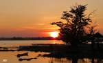 Myanmar - Mandulay -Sonnenuntergang am Aywyarwady River.
