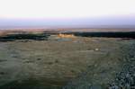 Blick von der arabischen Zitadelle auf die Oase Palmyra und die antike Ruinenstadt in der syrischen Wste im Mai 1986