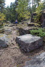 Der Wanderweg Gränsöleden im schwedischen Småland führt durch mehrere Gebiete mit Felsen. Aufnahme: 20. August 2025.
