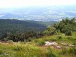 Blick vom Jeschken auf Nordbhmen, leider wart kein bergwetter, Sommer 2004