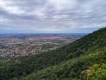 Ausblick vom Mecsek Berg (Standpunkt  Zsongorkő ) richtung südost.