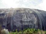 Stone Mountain bei Atlanta, das Relief an der Nordseite des Felsen zeigt drei   Persnlichkeiten der Konfderierten Staaten (10.03.2006)