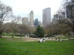 Blick auf Sheep Meadow im Central Park. Aufgenommen am 12.04.08