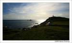 Cape Cornwall -  Cape Cornwall (kornisch: Pen Kernow) ist eine schmale Landspitze in Cornwall, Grobritannien.