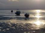 Sonnenuntergang bei Ebbe mit Booten im Watt - Southend on Sea am 28.12.2013