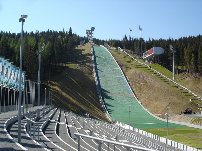  Vogtlandarena  in Klingental-eine der modernsten Skisprunganlagen der Welt im Mai 2007