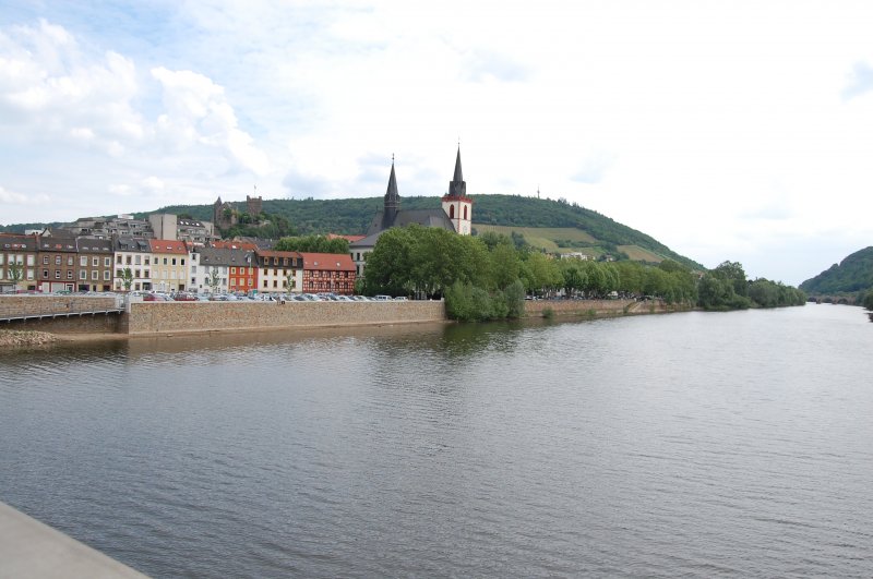 von der Nahebrcke aus, kann man so Bingen und die Landschaft geniesen.