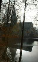 Doppeltes Sonnenlicht am Blautopf.
(Dezember 2008)