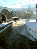Dampfende Flusslandschaft in Burkhardtsdorf, 07.01.09