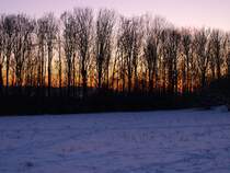 Winterlicher Sonnenuntergang bei 10 Grad minus hinter dem Aachener Klinikum.