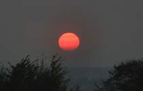 Sonnenuntergang  glutrot  - 21.04.2009