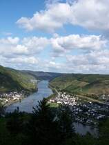 Blick ber das Moseltal bei Bullay in Richtung Neef.
Aufgenommen am 29.08.2009