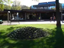 Bad Bellingen im Markgr�flerland,
Thermalbad im Kurpark,
2005