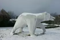 Ein Eisb�r erforscht die Gegend um Blonay. 
(Dezember 2009)