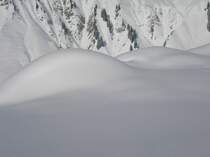 Warth-Schrcken / Vorarlberg - Skifahren Fasching 2010 -

man knnte meinen ein 'Nackedei' versteckt sich - grins