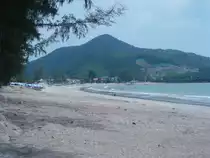 Der Strand von Kamala auf der Insel Phuket am 07.04.2006. Hier hatte zuvor der Tsunami verheerende Zerst�rungen angerichtet