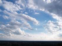 Abendhimmel �ber dem M�nsterland bei Riesenbeck, 20.8.2004 um 18:15 Uhr