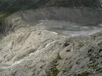 Der Ausfluss aus dem Rh�negletscher am 11.07.2008. Dies ist der Beginn der Rh�ne, quasi hier als  Neugeborenes 