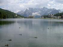Lago di Misurina, s�dwestl. von Cortina d`Ampezzo, 1756 Meter 
hochgelegen (26.06.2010)