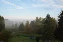 Nebel �ber dem Nunkircher Wiesental am 03.10.2010 kurz vor Sonnenaufgang. Trotz des Nebels im Hintergrund sichtbar: Die langgestreckten westlichen Berge des Hunsr�ck.