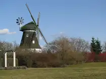 Nordwestmecklenburg, diesen sch�nen Ausblick hat man vom DRK-Krankenhaus Grevesm�hlen Holl�nderwindm�hle, Grevesm�hlen 24.03.2011
