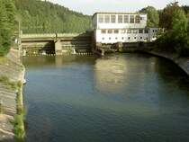 Iller mit Enwb Kraftwerk bei Ferthofen, Landkreis Ravensburg (22.08.2011)