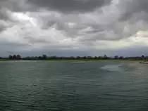 Ein k�nstlich angelegter See bei Frauenkirchen am 15.8.2011.