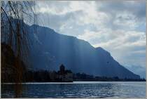 Das Ch�teau Chillon in einem etwas anderen Sonnenlicht.
(26.02.2012)