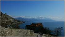 Blick von den Weinbergen des Lavaux auf St.Saphorin �ber den Genfersee und die Waadtl�nder Berge.
(20.03.2012)