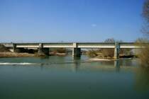 Bei Troussey �berspannt die Trogbr�cke vom Canal de la Marne au Rhin die Meuse; 25.03.2012 