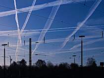 Der Himmel am 01.04.2012 �ber dem Westbahnhof in Aachen.