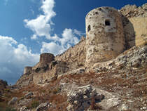 Die Zitadelle von Silifke, ber 100 m oberhalb der Stadt gelegen, zeigt Details aus mehreren Epochen. Am 24.09.2008 konnte man das Bauwerk aber nur von auen besichtigen, aber auch das war schon eindrucksvoll