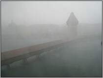 Am sp�ten Nachmittag des 21.07.2007, so gegen 17:00 Uhr wurde Luzern von einem extremen Starkregen heimgesucht. Ich war an diesem Tag ein paar Stunden lang durch das Verkehrshaus gelatscht und kurz zuvor in mein Hotelzimmer zur�ckgekommen, um mich ein wenig auszuruhen. Ich wurde wach von dem Rauschen des Regens - und von den Schreien von Leuten, die drau�en von dem Regen �berrascht wurden. 