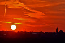 Sonnenuntergang  in rot  bei Eu-Wißkirchen - 20.04.2015