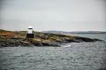 Eine Schärenlandschaft am Hermann Naturreservat in Schweden. Das Foto ist während einer Bootsfahrt von Tuvesvik nach Käringön aufgenommen.
Aufnahme: 3. August 2017.