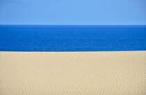 Seeblick von den Wanderdüne »El Cable« auf der Insel Fuerteventura in Spanien. Aufnahme: 18. Oktober 2017.