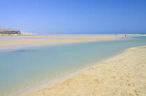 Niedrigwasser in der Sotavento-Lagune an der Insel Fuerteventura in Spanien. Aufnahme: 17. Oktober 2017.