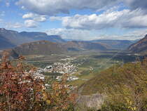 Aussicht auf das Fleimstal bei Carano, Trentino (27.10.2017)